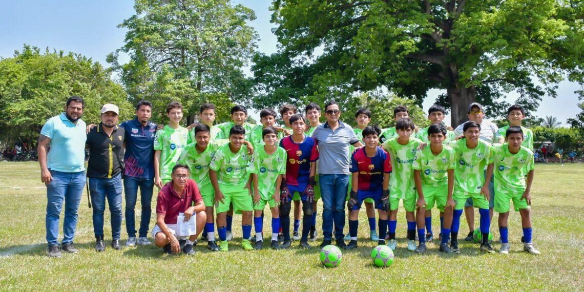 Invertir en deporte, es promover y fomentar acciones saludables: Elmer de Jesús Vázquez Gallardo