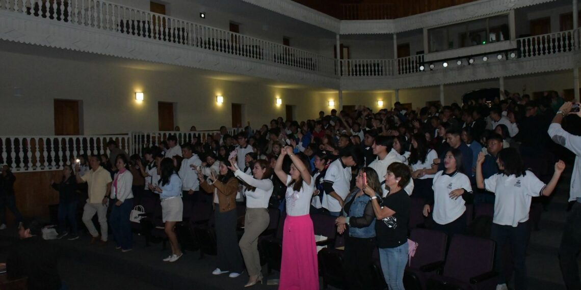 Ayuntamiento de San Cristóbal realiza foro sobre prevención de adicciones en jóvenes