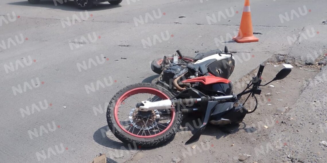Motociclista resulta gravemente herido tras accidente en Tapachula