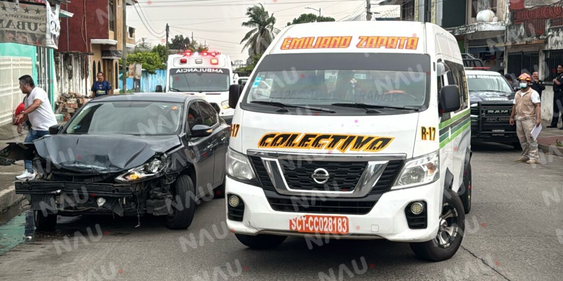 Accidente vehicular en la 11 Sur y 26 Oriente deja un lesionado