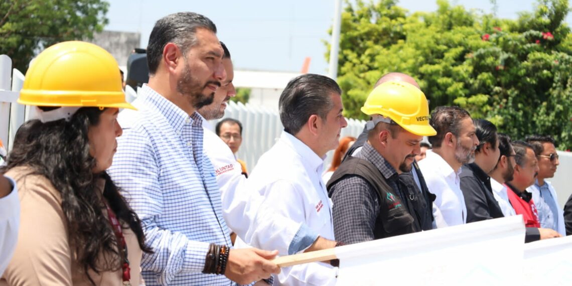 Comprometido por el bienestar de los tuxtlachiquenses, Julio Gamboa participa en la Estrategia Nacional contra el Dengue