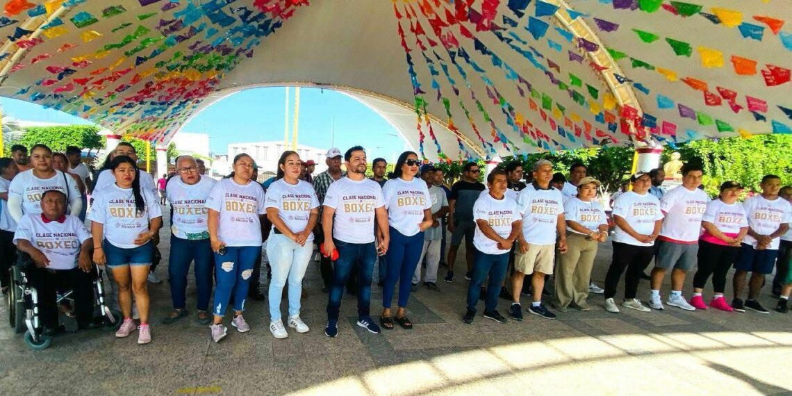 Eduardo Ramírez se suma al llamado por la paz y contra las adicciones en la Clase Nacional de Boxeo