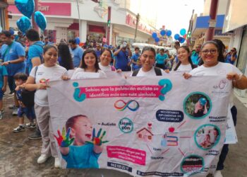 Tapachula se une en una marcha por la inclusión de personas con autismo