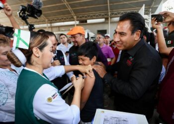 Eduardo Ramírez pone en marcha Semana Nacional de Vacunación 2025 en Chiapas