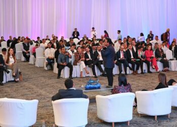 Desde Tijuana, Eduardo Ramírez promueve el turismo comunitario