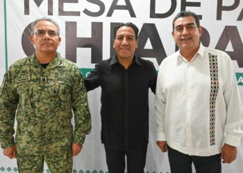 Eduardo Ramírez reafirma compromiso de trabajo conjunto con comisionado del INM, Sergio Salomón Céspedes Peregrina