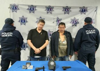 Policía Municipal detiene a dos hombres por portación de armas de fuego y falsificación de identidad en San Cristóbal de Las Casas