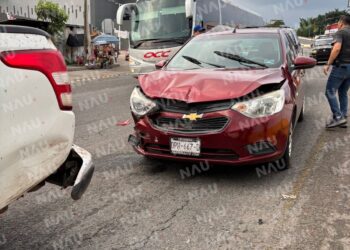 Choque por alcance provoca tráfico en la carretera costera de Tapachula
