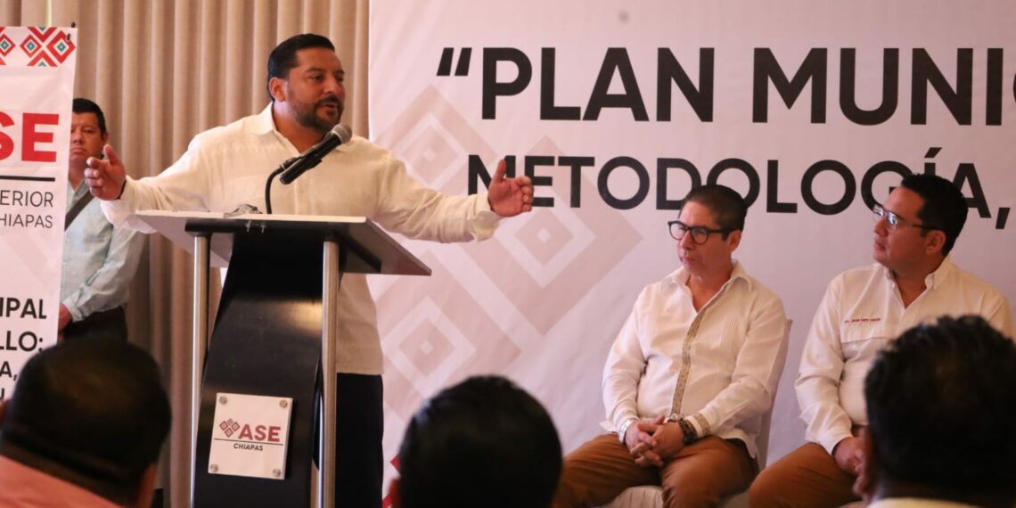 Tuxtla Chico participó en la capacitación del Plan Municipal de Desarrollo. Metodología, aprobación y fiscalización