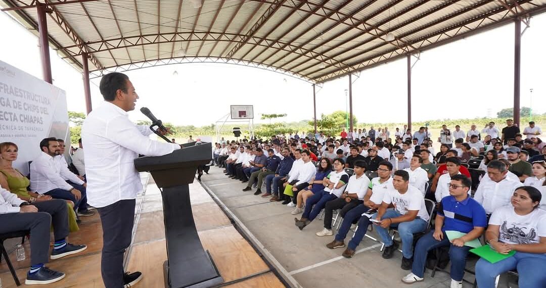 Chiapas con nuevas oportunidades educativas de la mano del Gobernador Eduardo Ramírez: Julio Gamboa