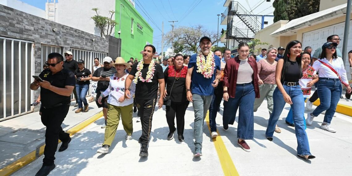 Eduardo Ramírez cumple a habitantes de Tuxtla Gutiérrez con calles y espacios renovados