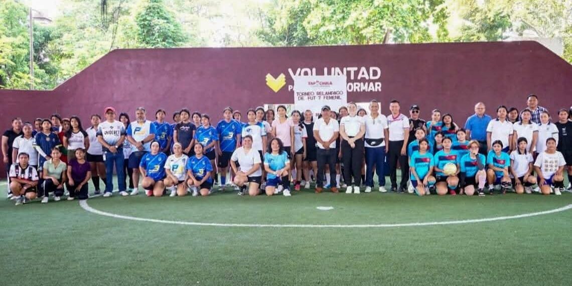 Ayuntamiento de Tapachula celebra el Día del Estudiante