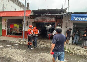 Controlan incendio en bodega improvisada en Tapachula