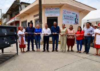 Tuxtla Chico cuenta con la primera oficina “Acción Móvil” del ICATECH en la región