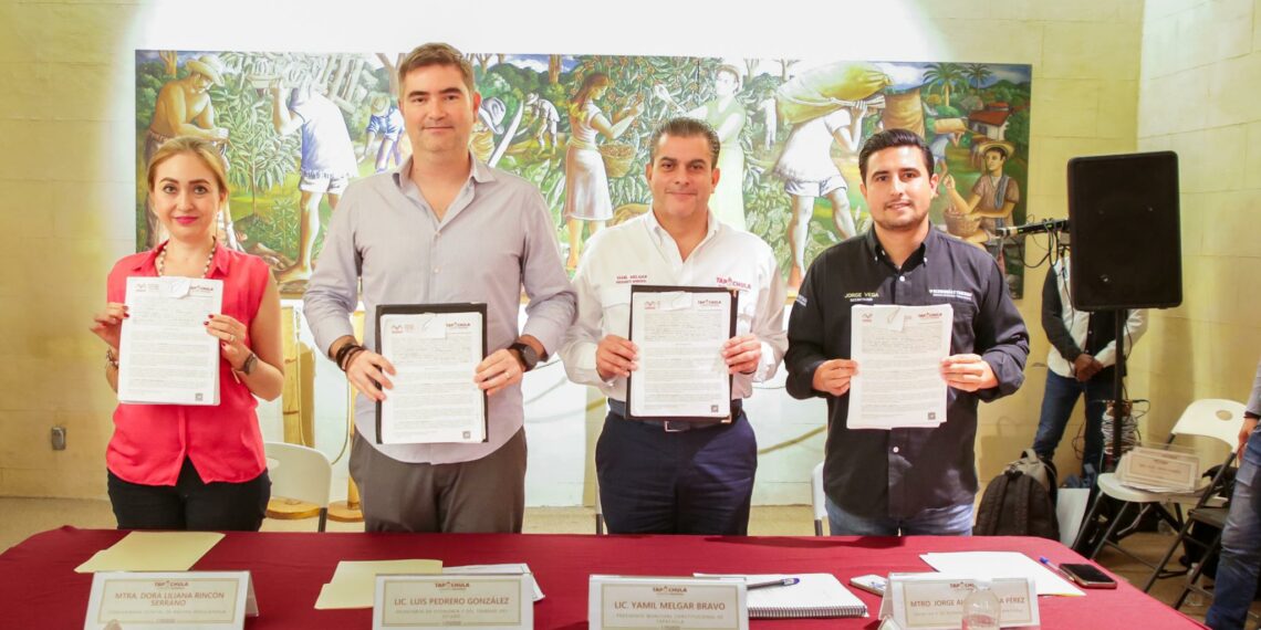 Impulsamos un gobierno moderno y transparente: Yamil Melgar