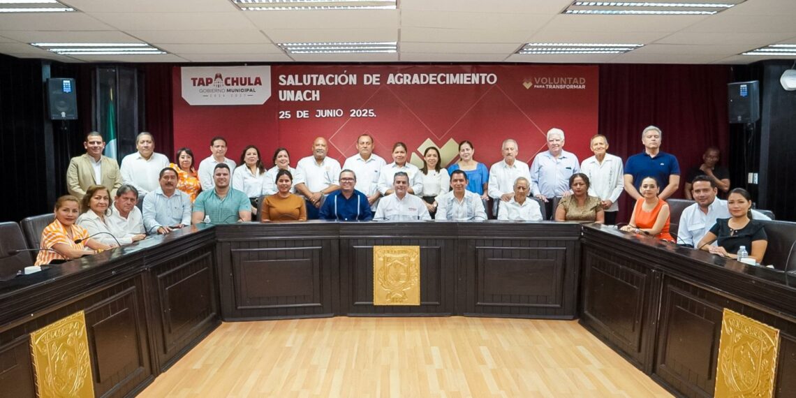 Yamil Melgar reconoce el legado de la UNACH