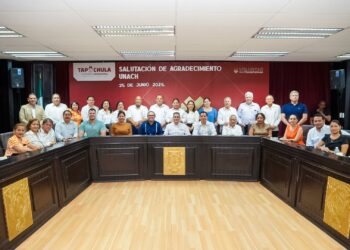 Yamil Melgar reconoce el legado de la UNACH