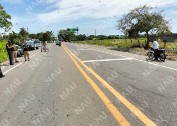 Bloquean carretera Tapachula – Puerto Madero tras accidente que deja grave a una menor