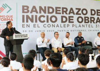 Eduardo Ramírez dignifica espacios escolares y promueve inclusión digital en el Conalep 312
