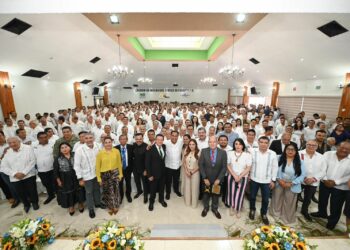 Eduardo Ramírez celebra a las y los ingenieros de Chiapas y convoca a trabajar en unidad a favor del desarrollo