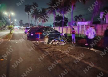 Intentó dar vuelta en “U” y provoca accidente en la carretera a Puerto Madero