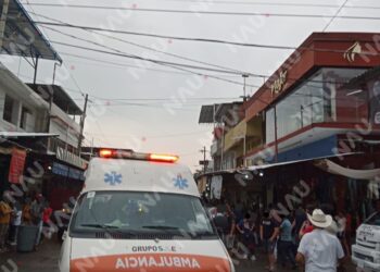 Ciclista sufre fracturas tras ser arrollado por motociclista en el centro de Tapachula