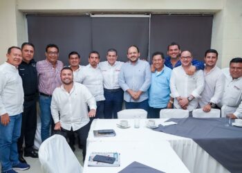 Diálogo abierto con empresarios para impulsar la transformación de Tapachula: Yamil Melgar