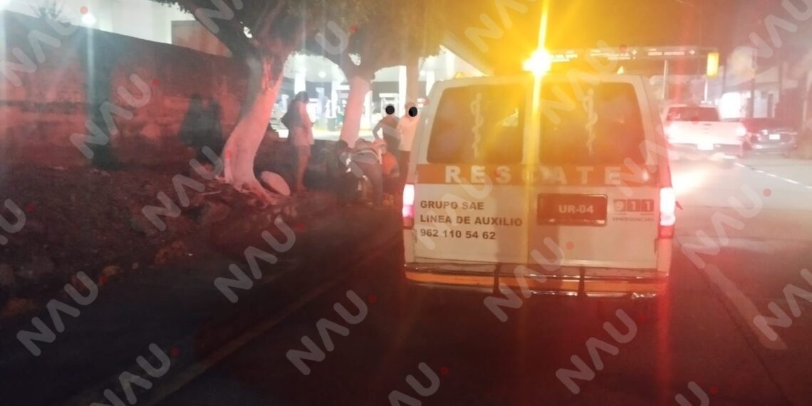 Motociclista resulta herido tras esquivar a un perro en calles de Tapachula