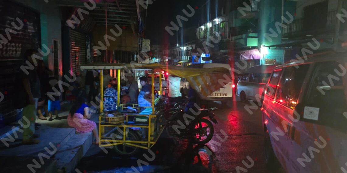 Vuelca mototriciclo en pleno centro de Tapachula; mujer y tres menores sufren crisis nerviosa