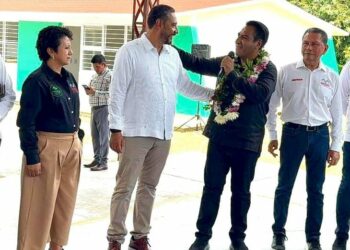 Eduardo Ramírez un gran aliado de la educación de los jóvenes tuxtlachiquenses