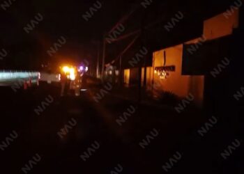 Explosión de transformador provoca apagón y alarma en hotel de Tuxtla Chico