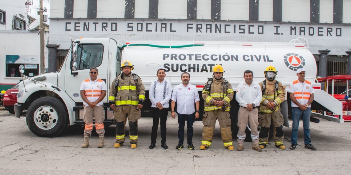 Suchiate fortalece su cuerpo de Protección Civil con la llegada de una nueva pipa municipal