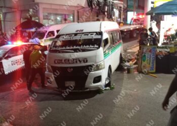 Urban de la Ruta 18 se queda sin frenos en el centro de Tapachula; hay una lesionada y un hombre con crisis nerviosa