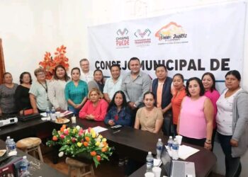 Integran en Unión Juárez el Consejo Municipal de Participación Escolar en la Educación junto con el ayuntamiento y la secretaria de educación