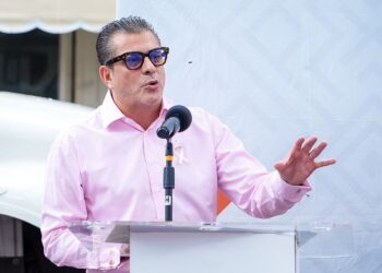 El cáncer de mama se combate todos los días: Yamil Melgar