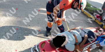 Abuelita es atropellada frente a las oficinas de Coapatap