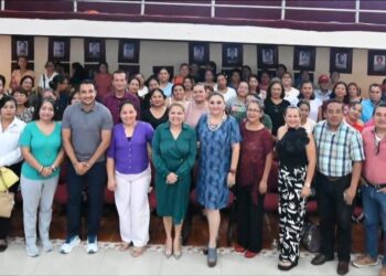 Un éxito la ponencia “Los Derechos de nuestra niñez se respetan, viviendo libre de violencia”