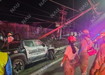 Muere policía estatal durante traslado de reo que intentó fugarse; tres agentes quedan heridos