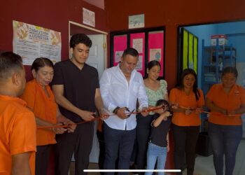 Fabián Barrios de León inaugura Consultorio Odontológico en el DIF Municipal