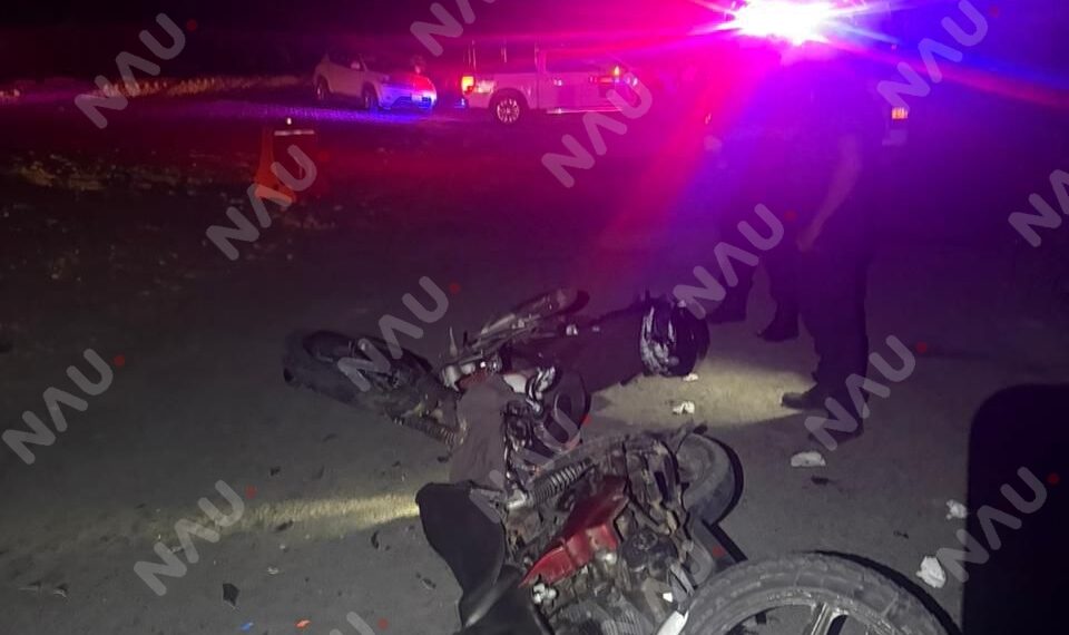 Dos motociclistas terminan hospitalizados tras violento choque en la zona baja de Tapachula