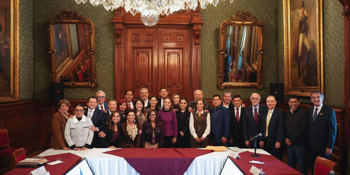 Eduardo Ramírez participa en reunión encabezada por la presidenta Claudia Sheinbaum