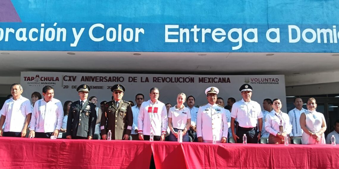 INM participa en el desfile por el 115 Aniversario de la Revolución Mexicana en Tapachula