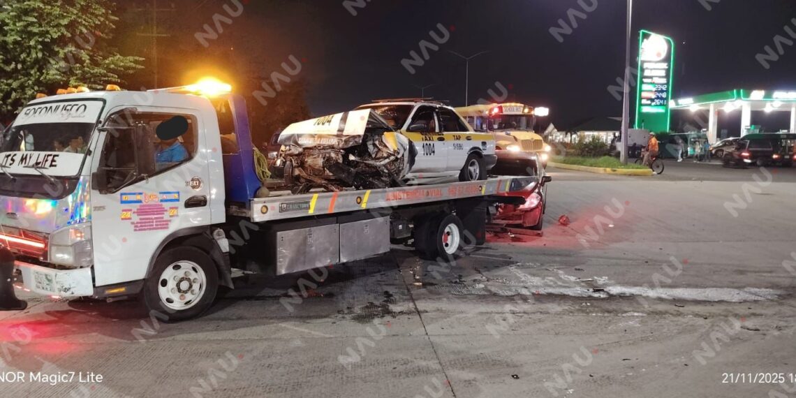 Fuerte carambola en el Libramiento Sur Poniente causa caos vial; un taxista fue detenido