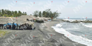 En Playa San Benito: un hombre muere y dos desaparecen arrastrados por el mar en Tapachula