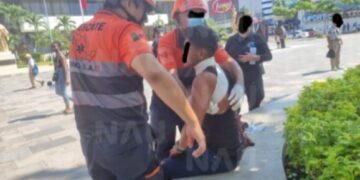 Joven es atacado con arma blanca en pleno centro de Tapachula