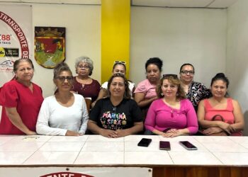 Mujeres taxistas de Tapachula convocan a participar en su agrupación