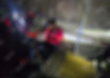 Hombre resulta lesionado en la zona centro – sur de Tapachula; paramédicos le brindan atención en el lugar