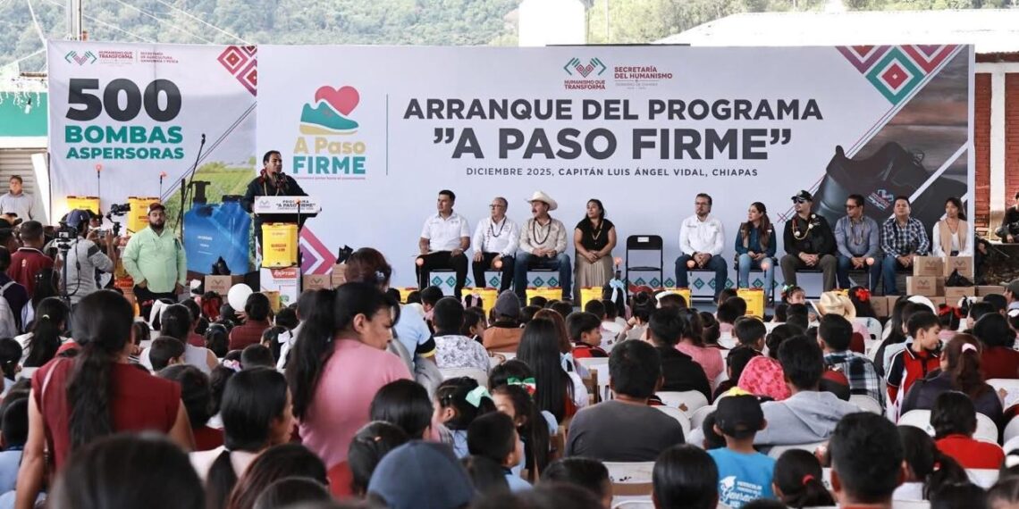 Eduardo Ramírez entrega apoyos y anuncia obras para Capitán Luis A. Vidal