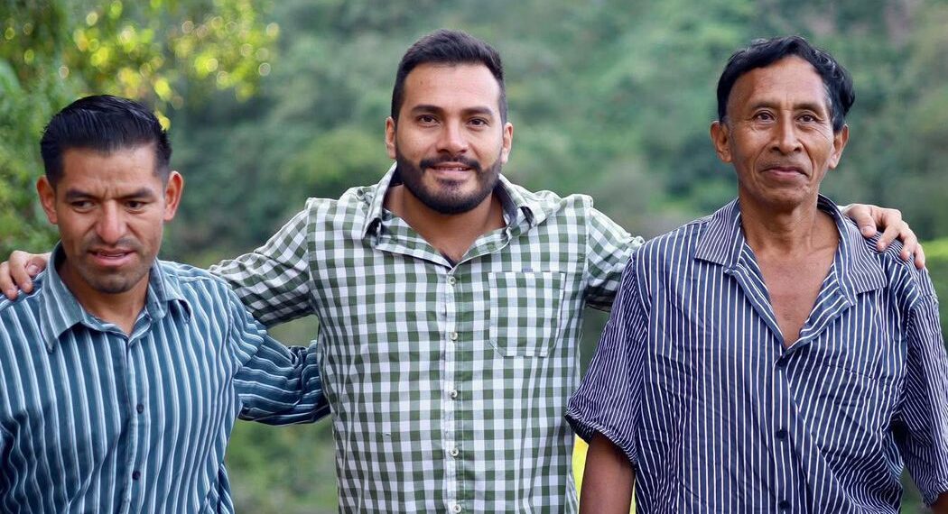 Seguimos caminando ¡Con La Fuerza de la Gente!: Víctor Saldaña ✅