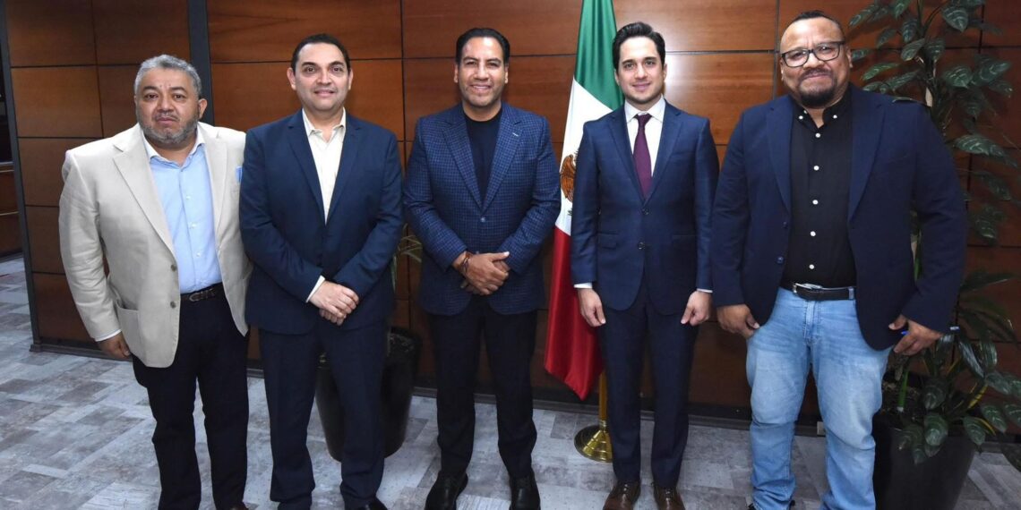 Eduardo Ramírez se reúne con el director general de Banobras, Jorge Mendoza Sánchez